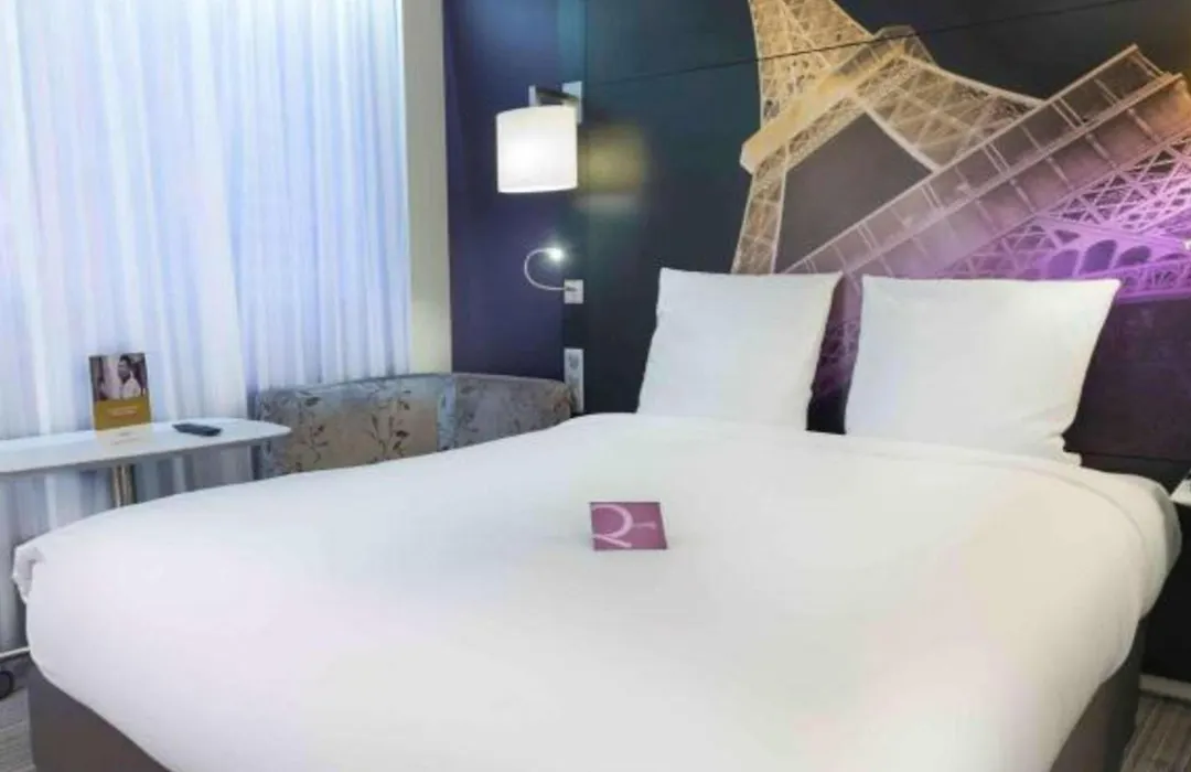 Mercure Paris Centre Tour Eiffel-1