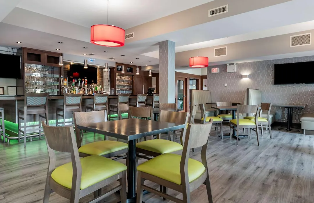 Best Western Plus Dartmouth Hotel&Suites-1