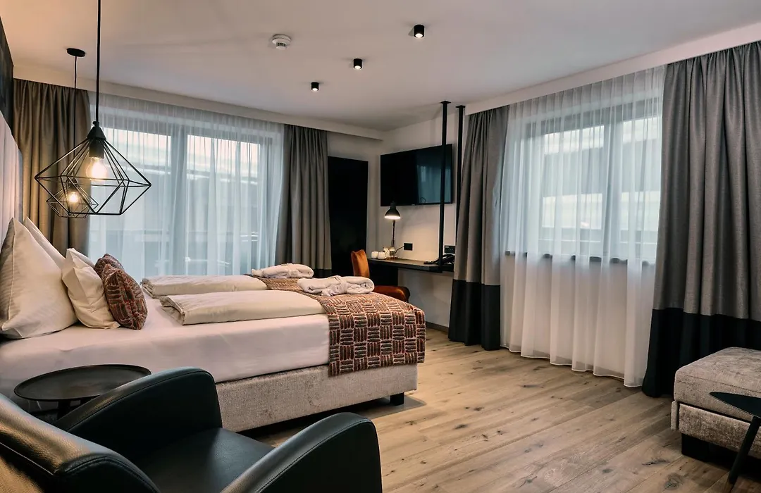 Hotel Hasenauer 4 Sterne Superior-1