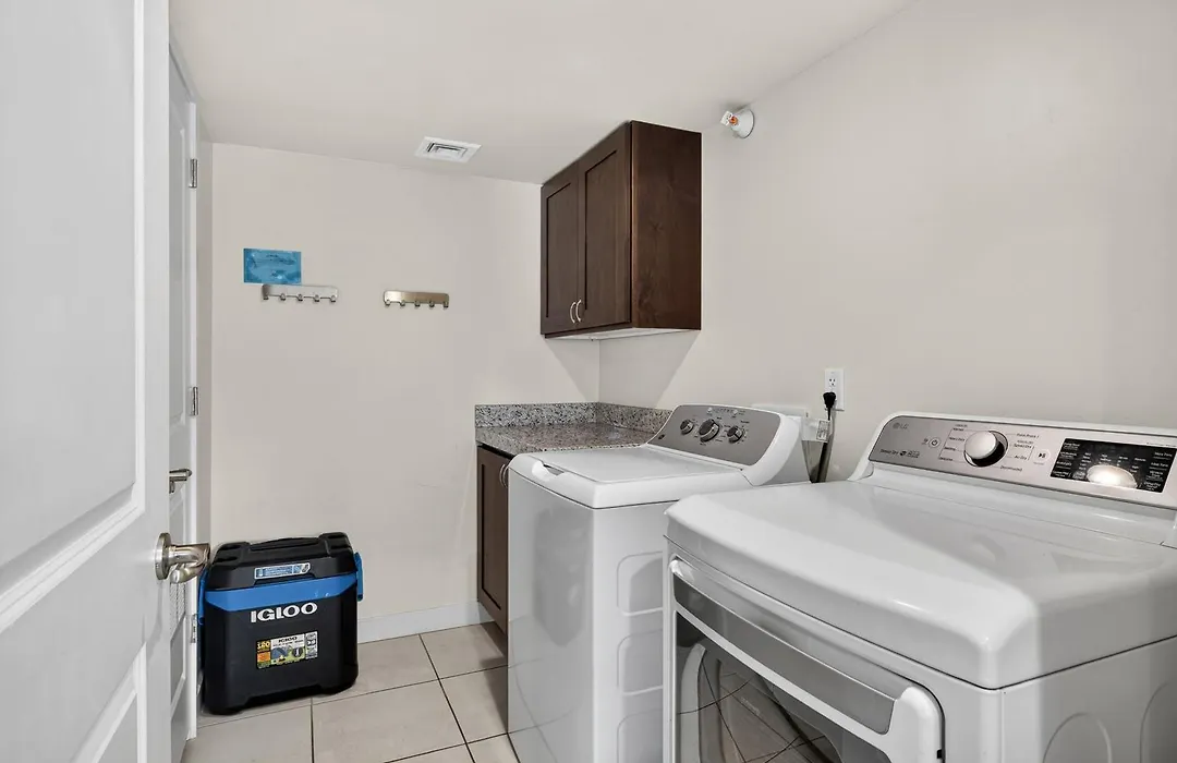 Moab Redcliff Condos-1