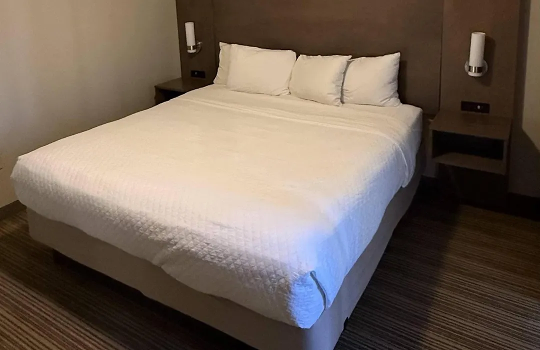 Country Inn & Suites By Radisson, Mason City, Ia-1