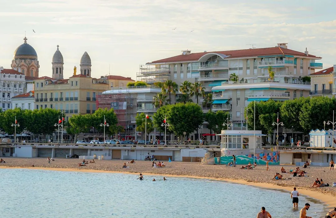 Mercure Saint Raphael Centre Plage-1