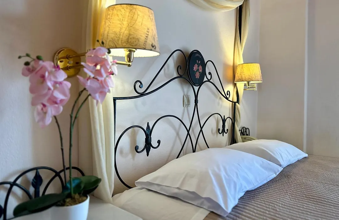 Acropole Delphi City Hotel-1