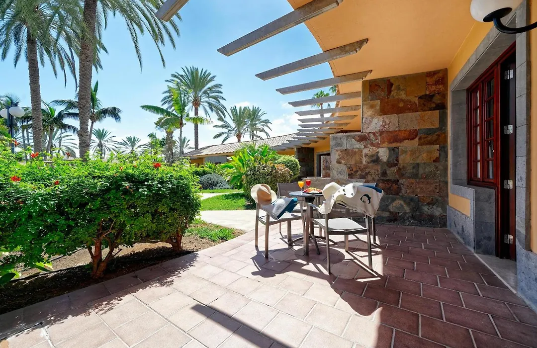 Suites & Villas By Dunas-1