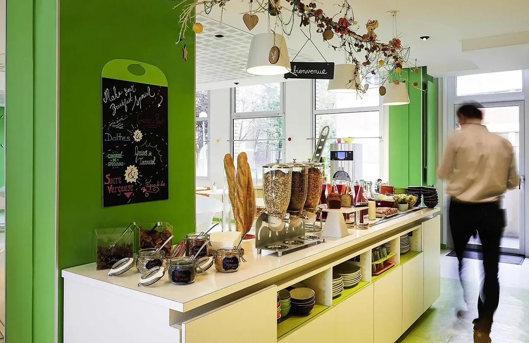 ibis Styles Lille Centre Gare Beffroi-1