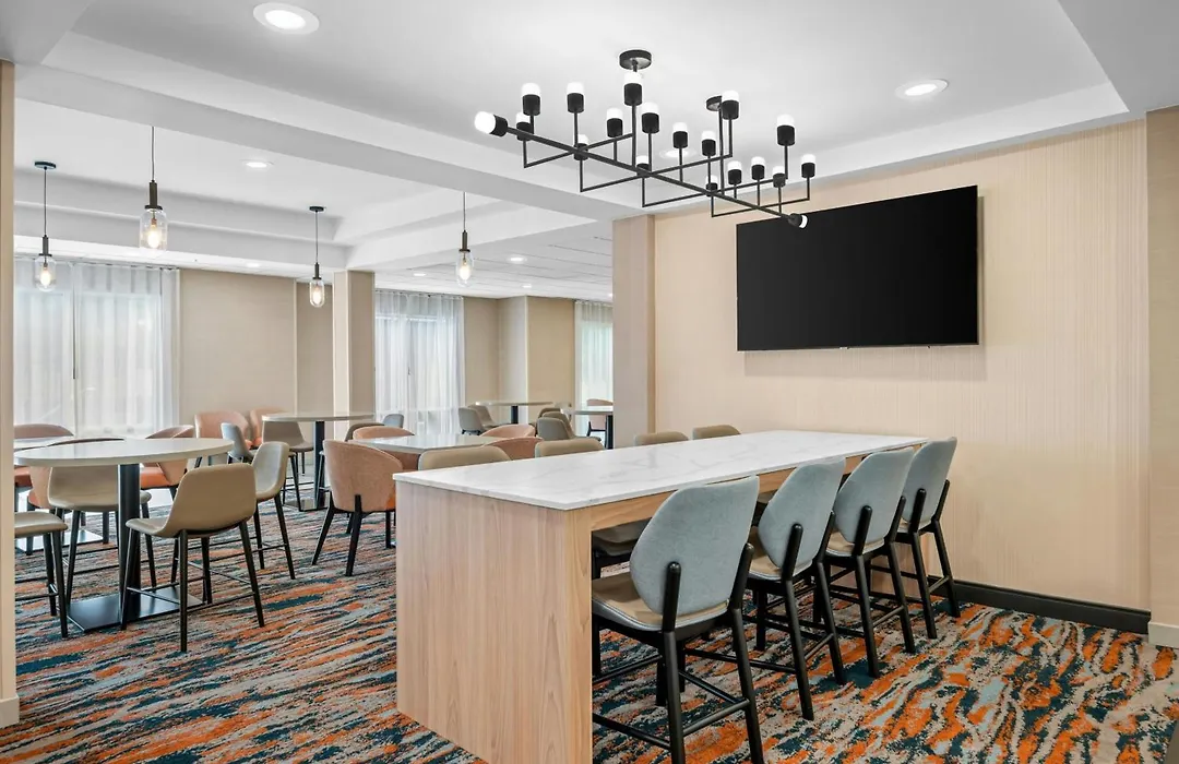 Fairfield Inn And Suites By Marriott Gadsden-1