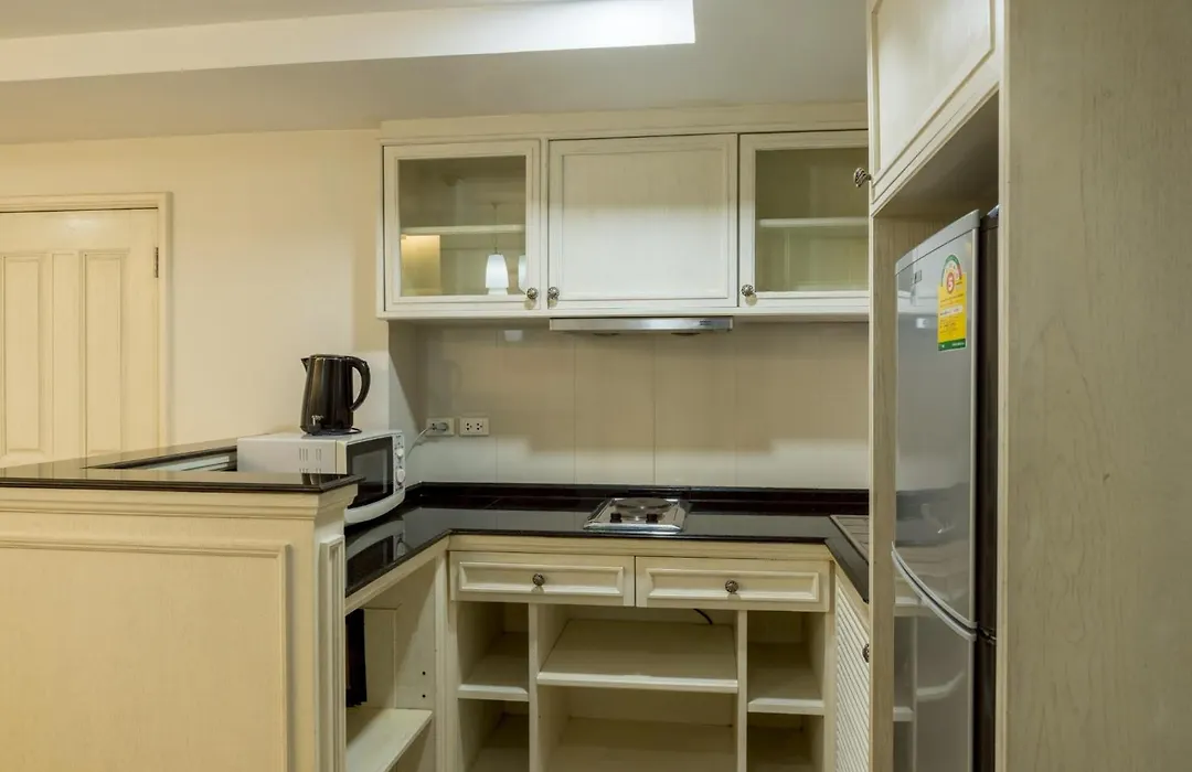 Sabai Sathorn Service Apartment-1