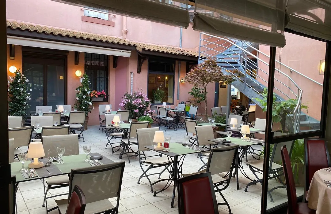 Hostellerie du Forez-1