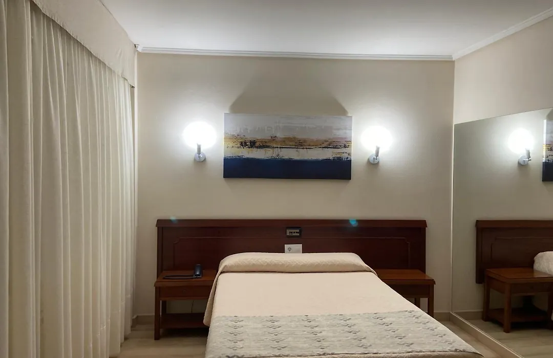 Hotel Almendra-1