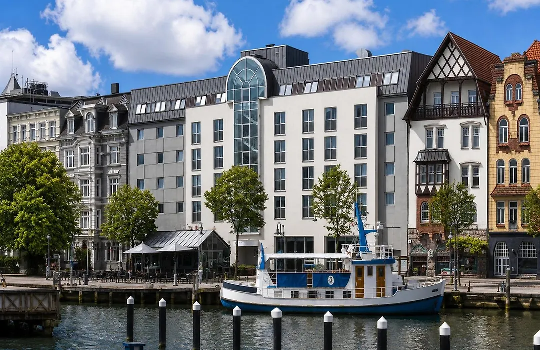 Sunday Hotel Flensburg-1