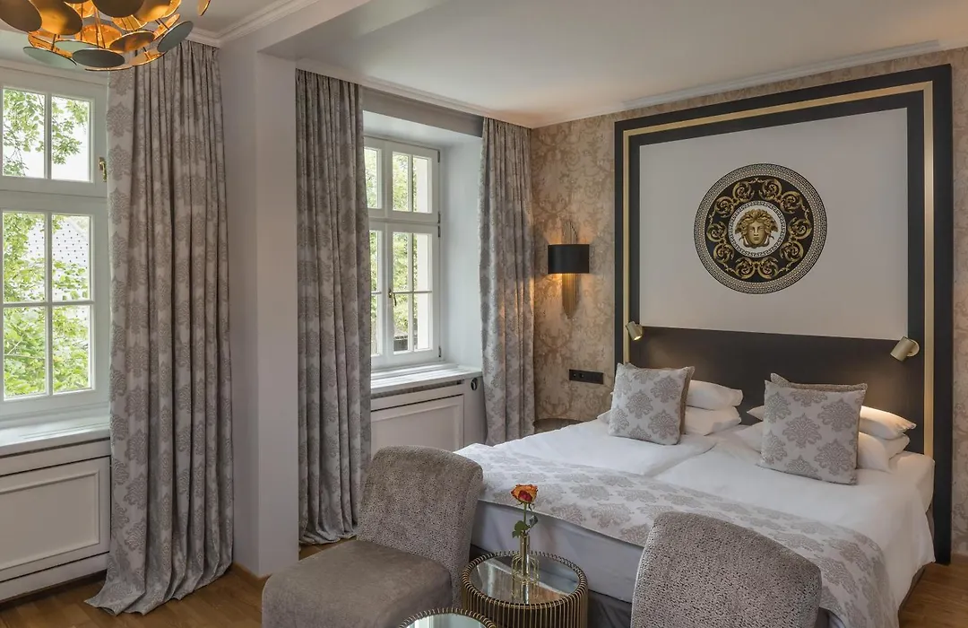 Parkhotel Adler-1