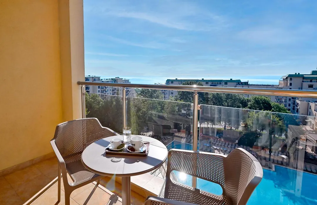 Apart Hotel Golden Line-1