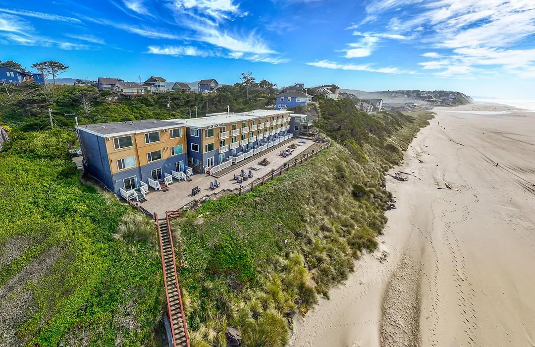 Sailor Jack Oceanfront Motel-1