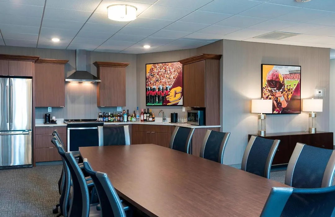 Courtyard By Marriott Mt. Pleasant At Central Michigan University-1