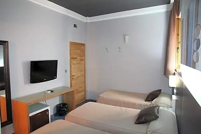 Hostal Plaza Ruiz-1
