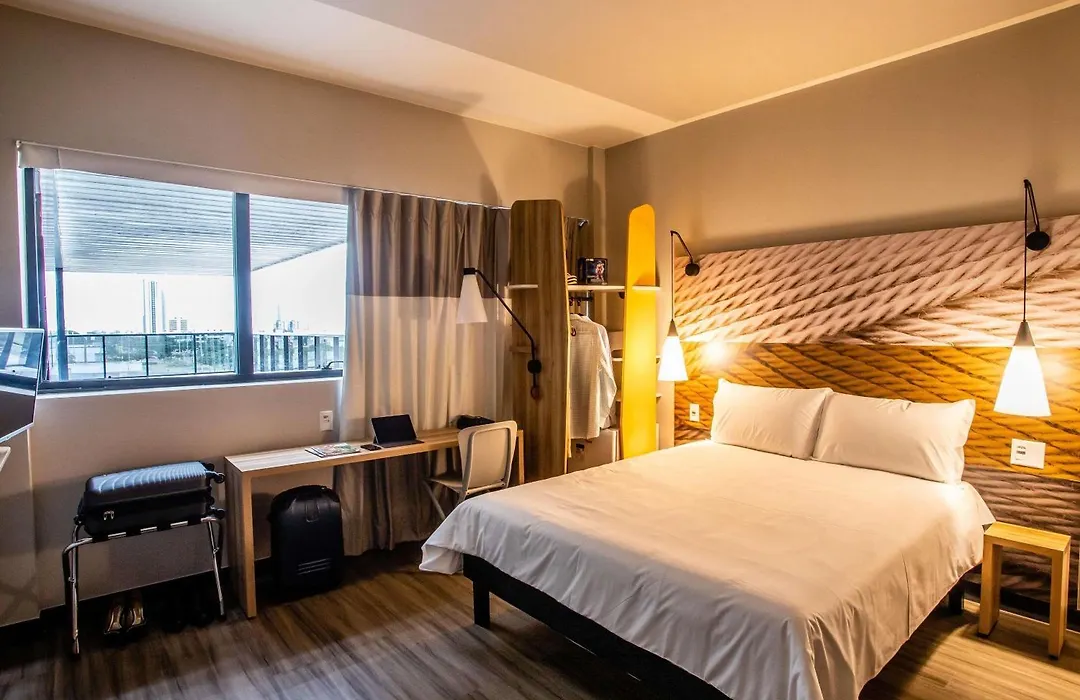 ibis Palmas Avenida JK-1
