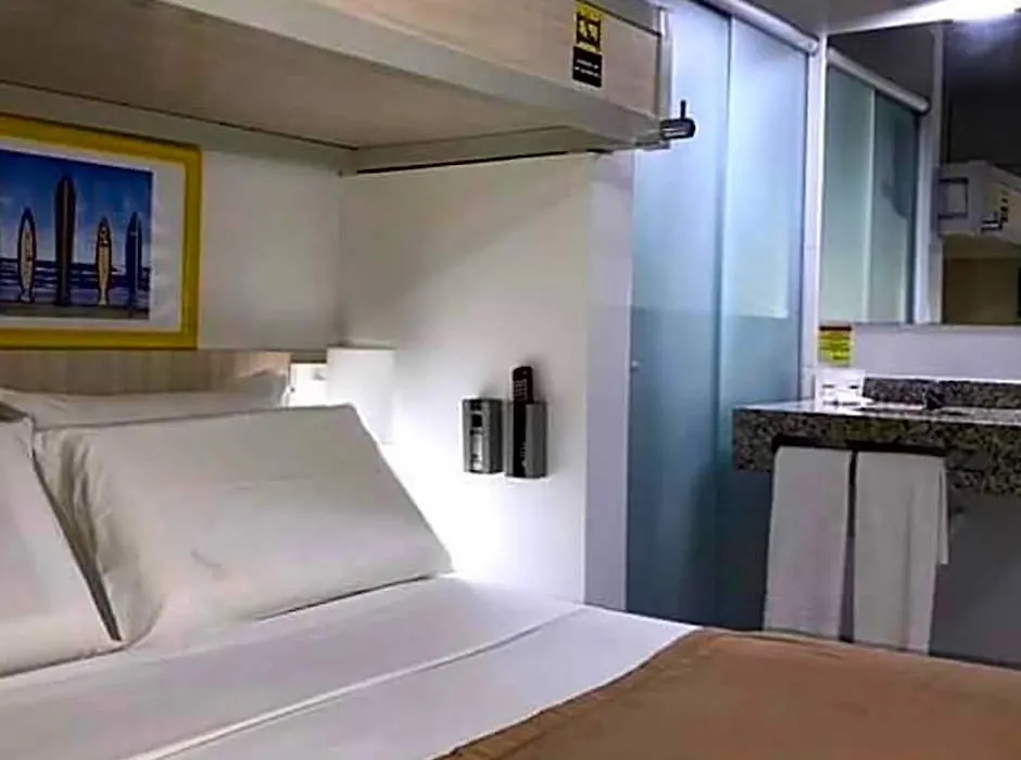 Expresso R1 Hotel Economy Suites-1