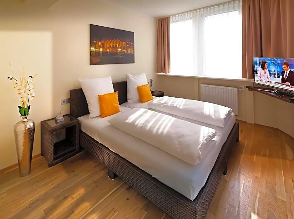 GuestHouse Mannheim-1