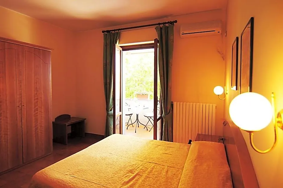Hotel Boni Cerri-1