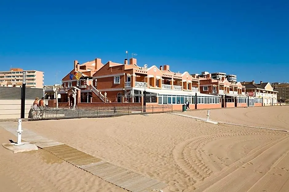 Lloyds Beach Club-1
