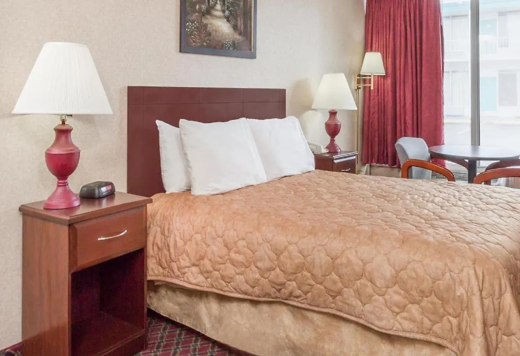Ramada Limited Norfolk-1