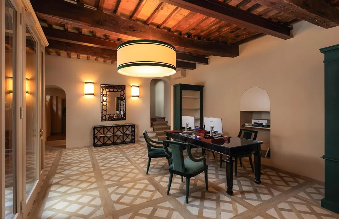 Palazzo Saloni-1