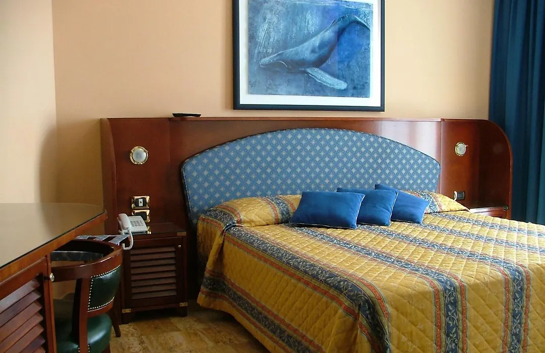 Hotel Sabbia D'oro-1