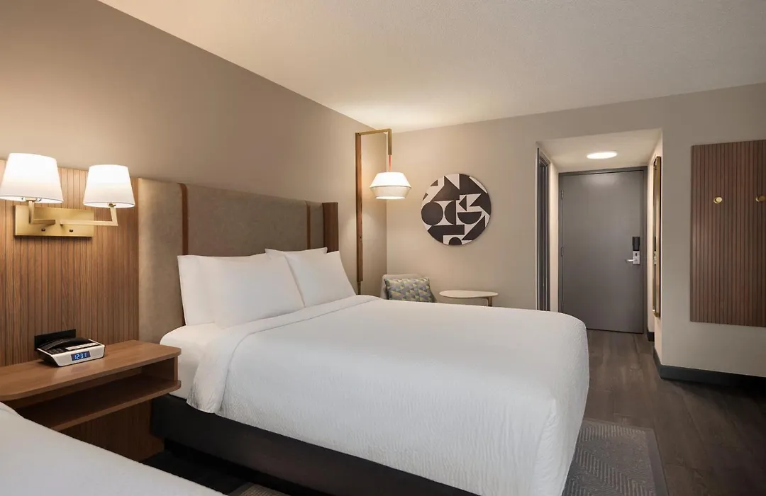 Holiday Inn & Suites Vancouver Downtown By Ihg-1