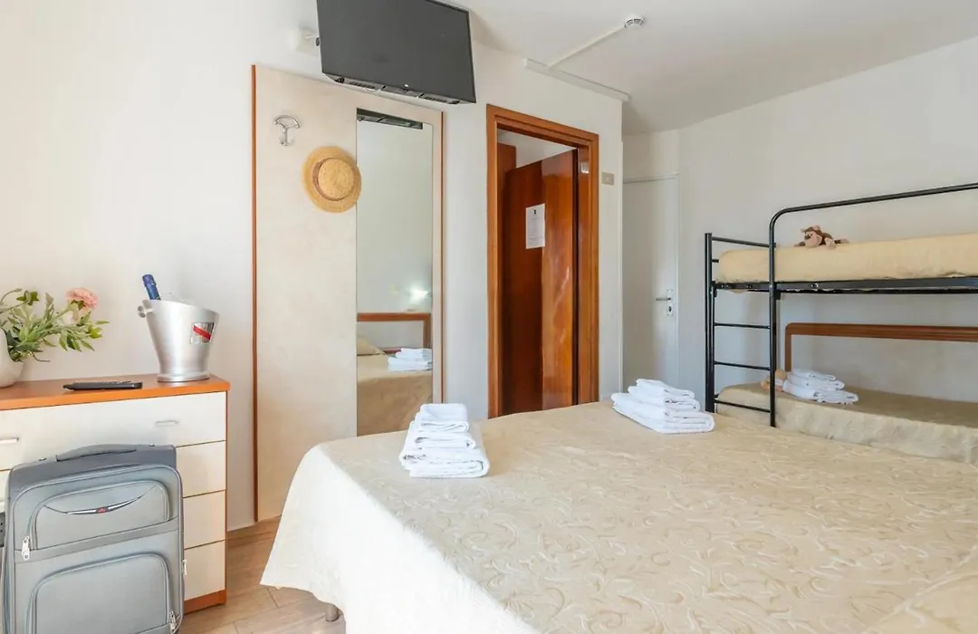 Hotel Kennedy-1