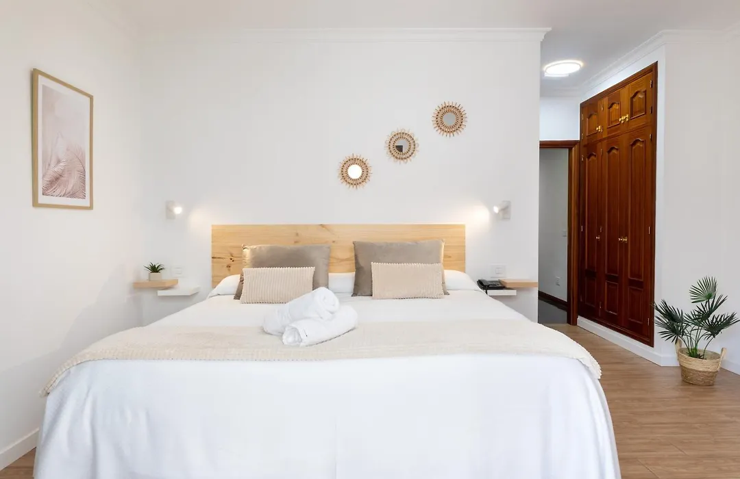 Hotel Don Manolito-1