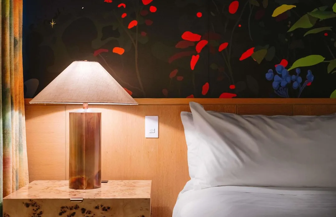 21C Museum Hotel Bentonville - Mgallery-1