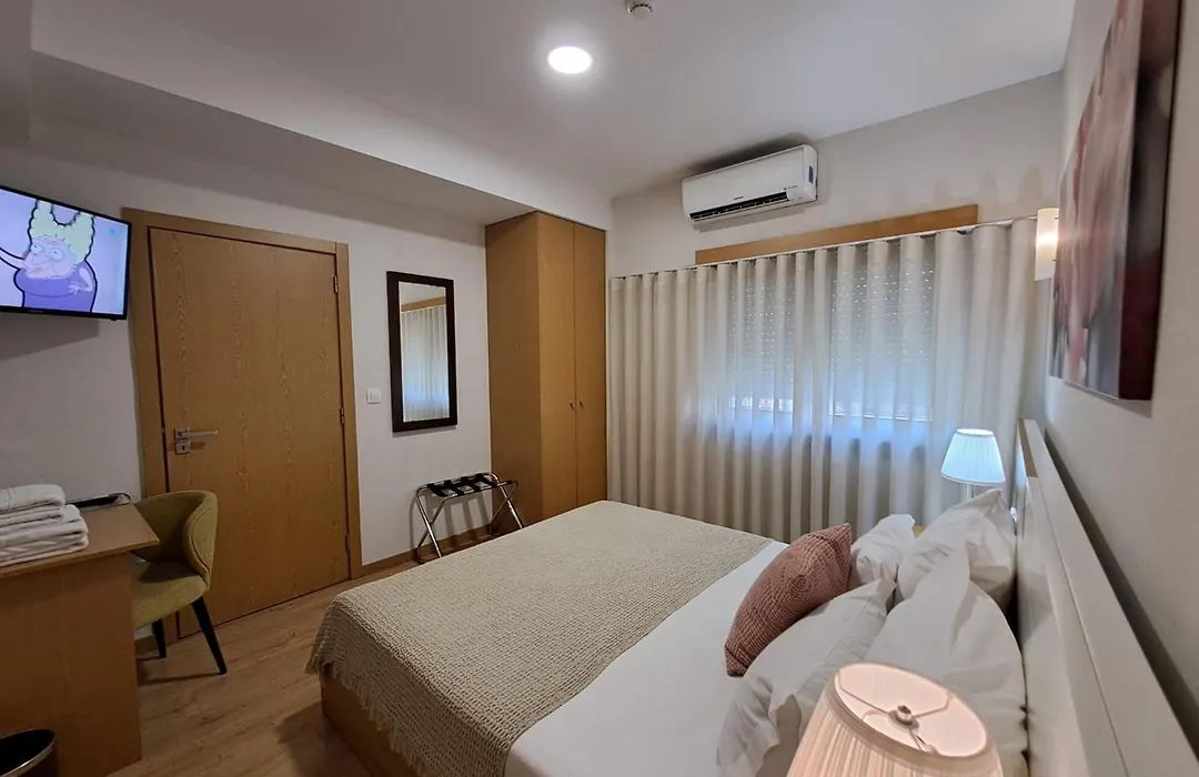 Hotel Square-1