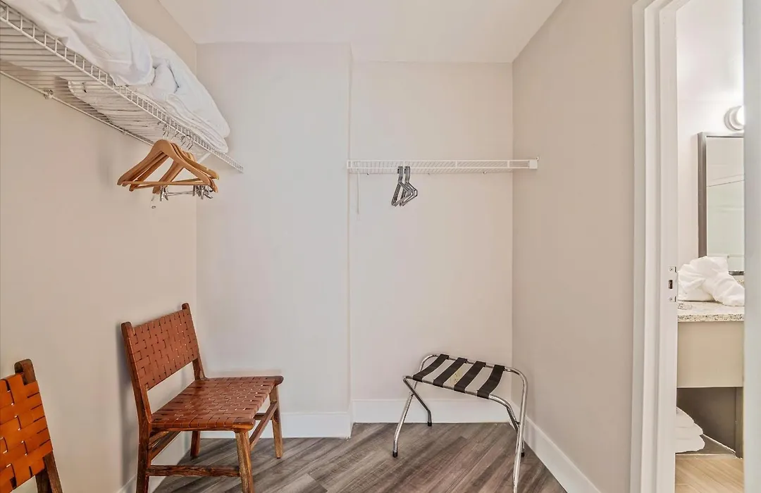 Global Luxury Suites At Georgetown-1