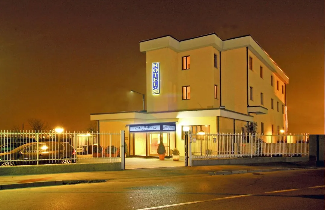 Hotel Majestic-1