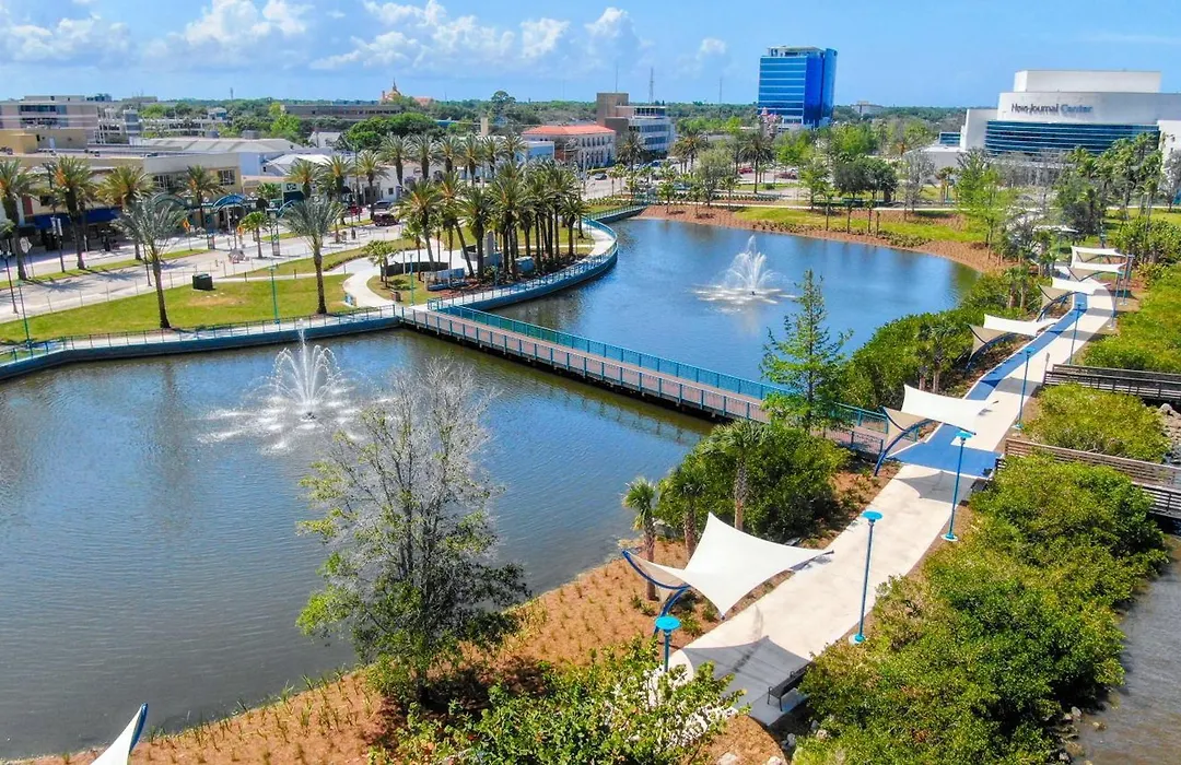 Holiday Inn Express & Suites Oceanfront Daytona Beach Shores By Ihg-1