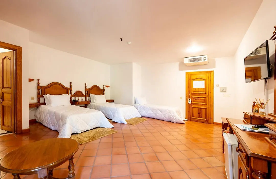 Hotel Quinta Da Lagoa-1