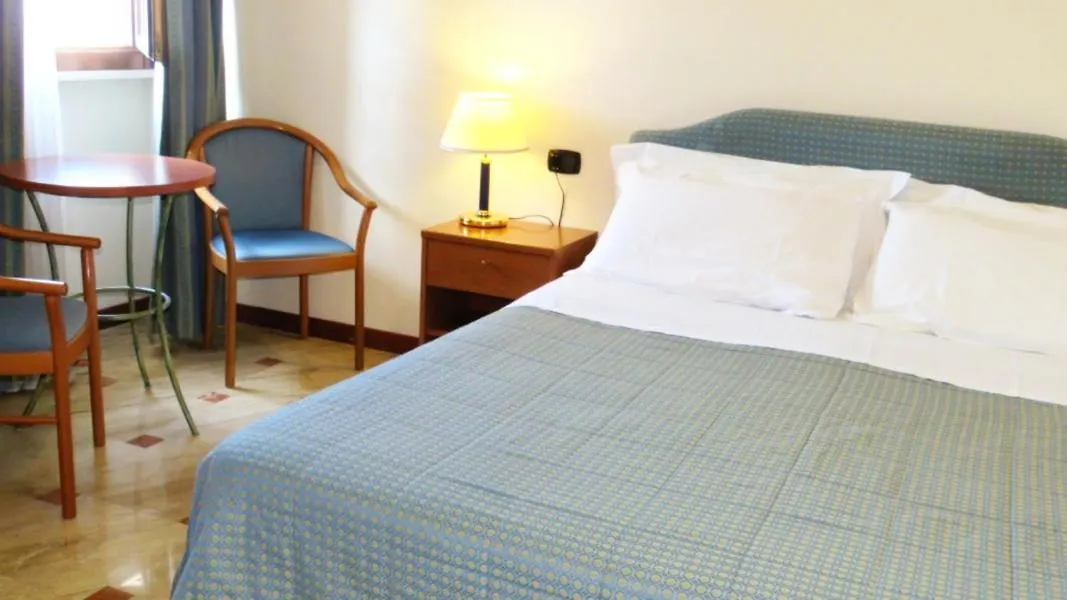 Hotel President Pomezia-1