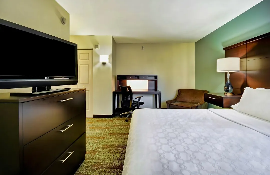 Staybridge Suites Middleton/Madison-West By Ihg-1