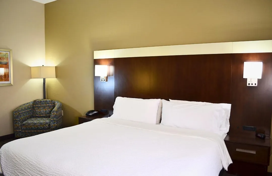 Holiday Inn El Paso Airport By Ihg-1