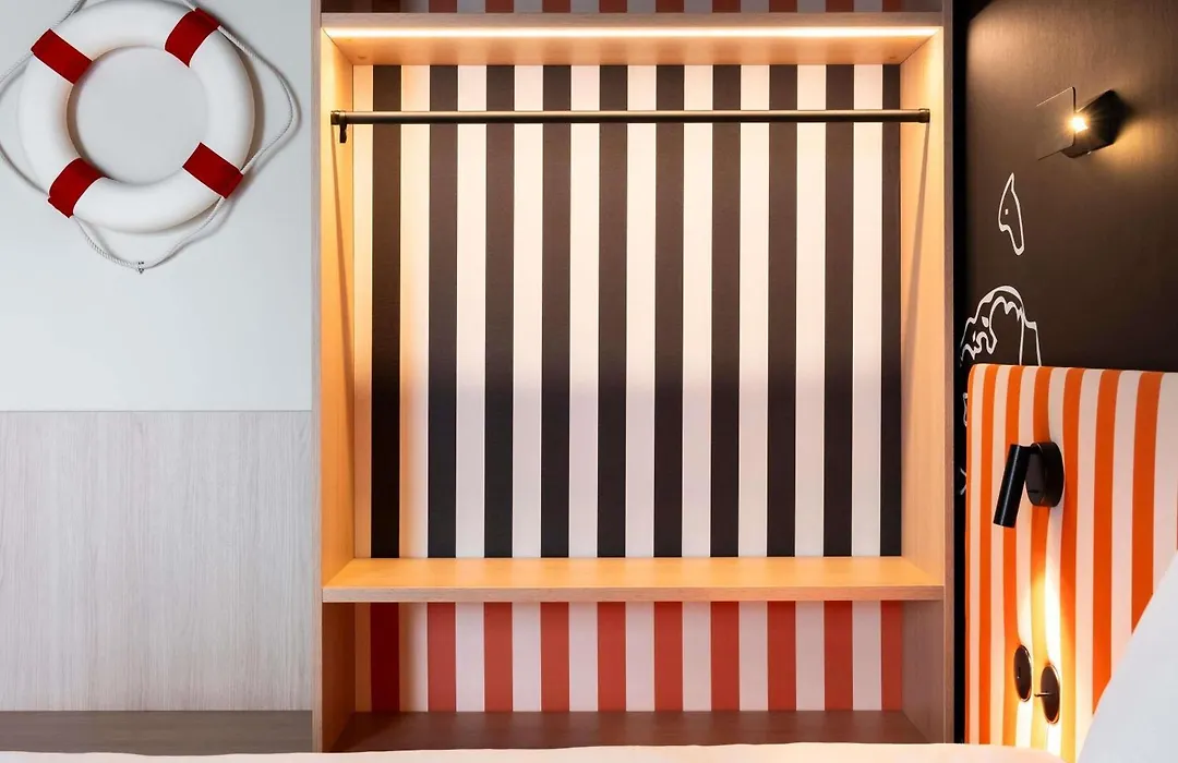 ibis Styles La Rochelle Centre les Minimes-1