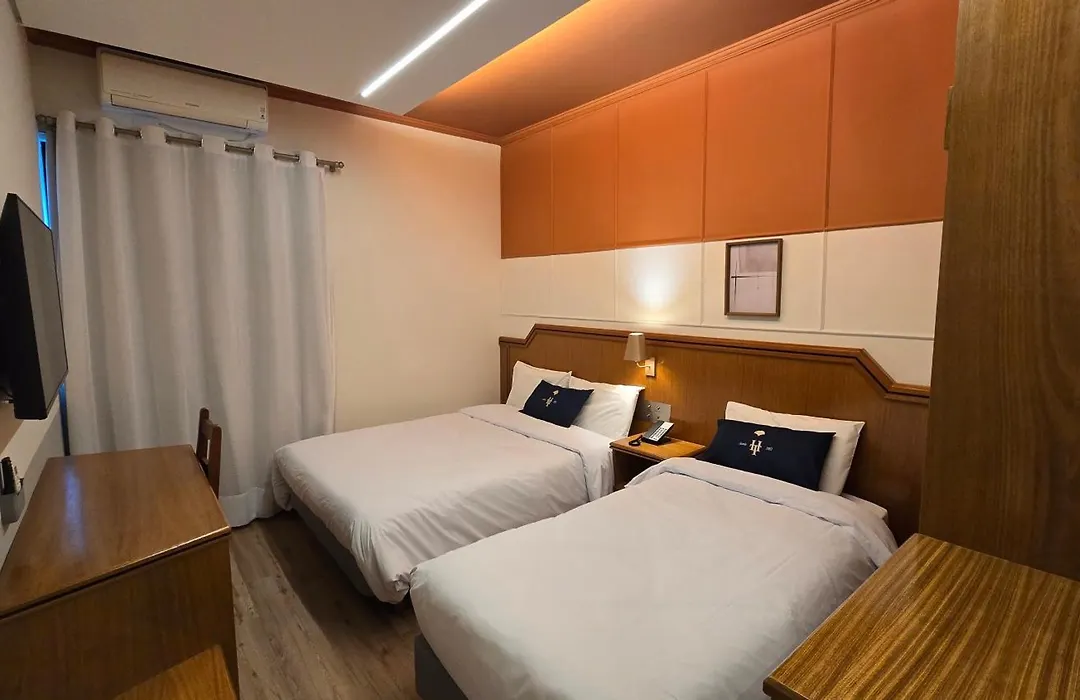 Hotel Tenda-1