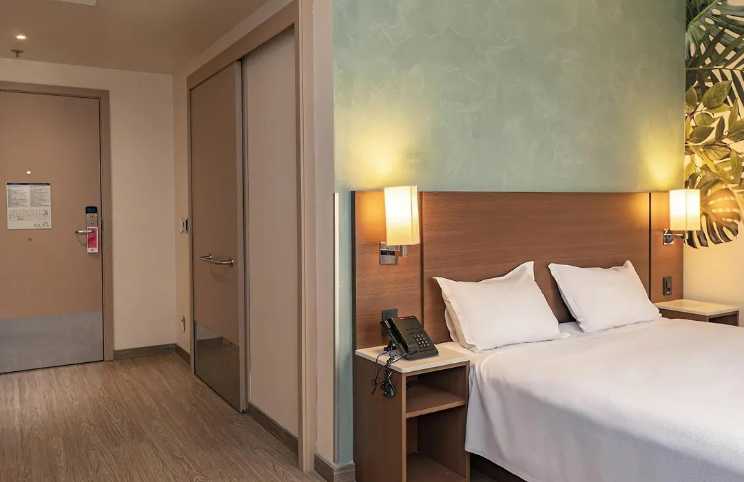 ibis Styles Curitiba Aeroporto-1