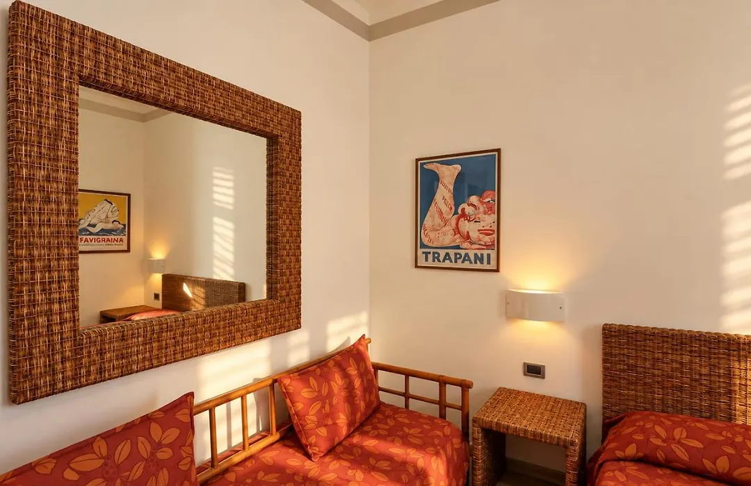 Insula Hotel-1