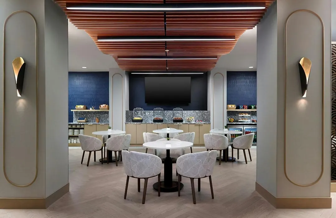 Renaissance Charlotte Southpark Hotel-1