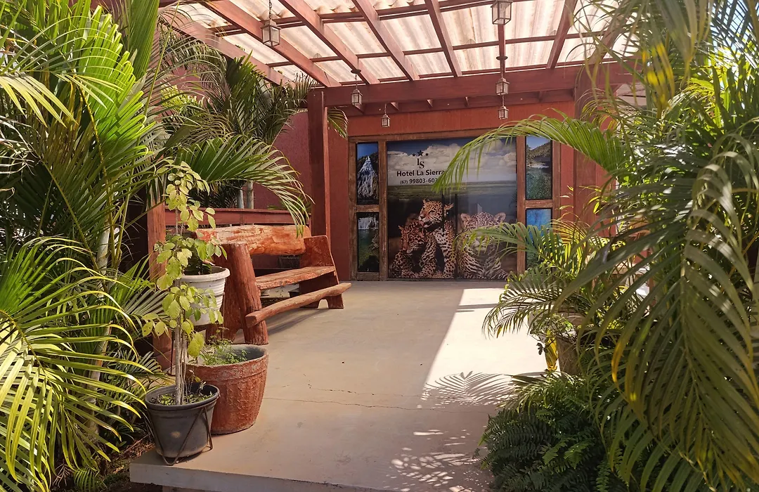 Hotel La Sierra-1