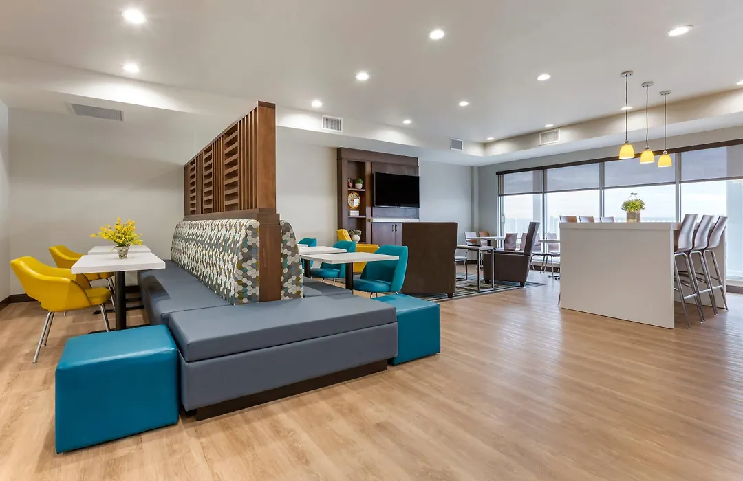 Mainstay Suites Carlsbad South-1