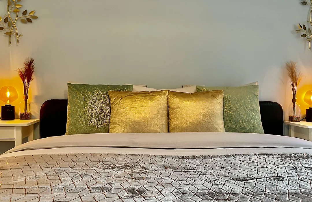 Oneluxstay Near Fashion District-1