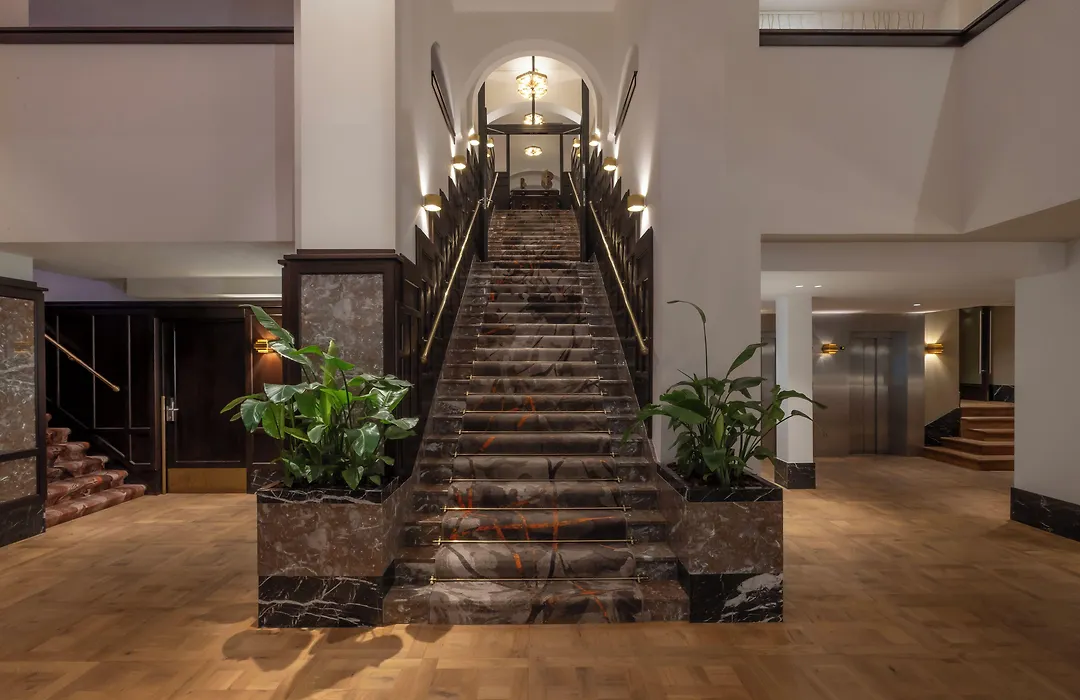 Clayton Hotel Amsterdam American-1
