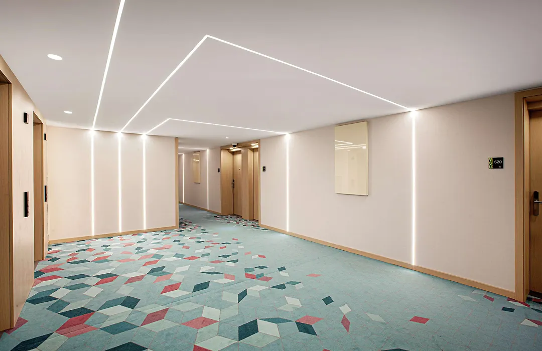 Hilton Garden Inn Budapest City Centre-1