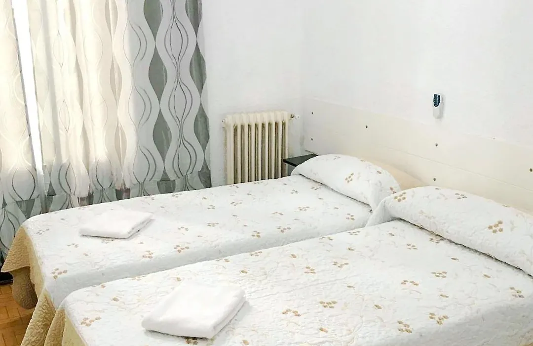 Hostal Los Arcos-1